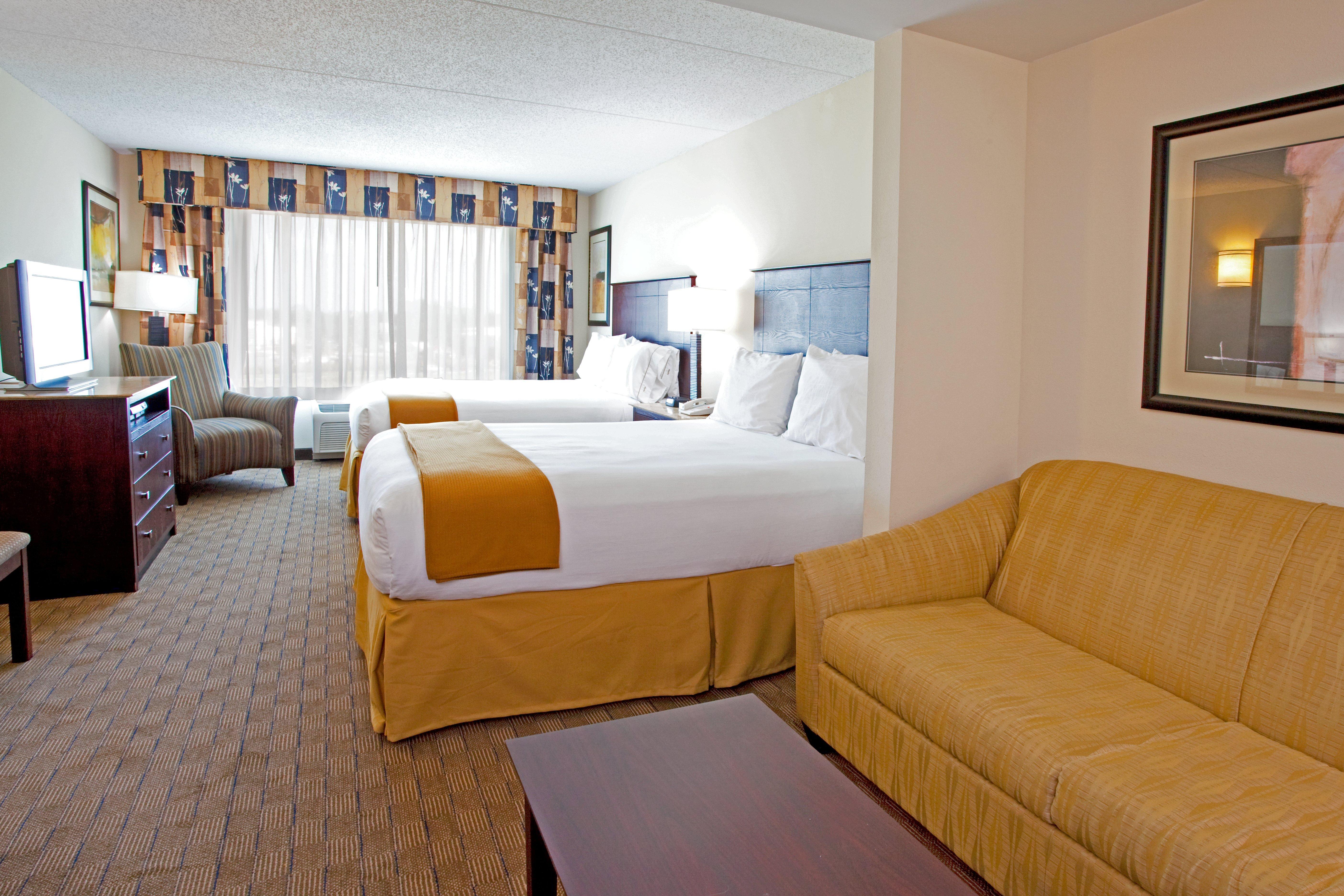 Holiday Inn Express & Suites Columbus At Northlake By Ihg Dış mekan fotoğraf